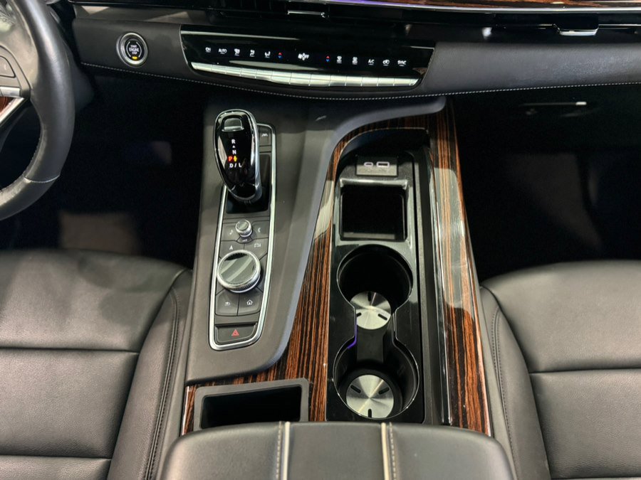 Used 2023 Cadillac Escalade ESV Luxury image 26