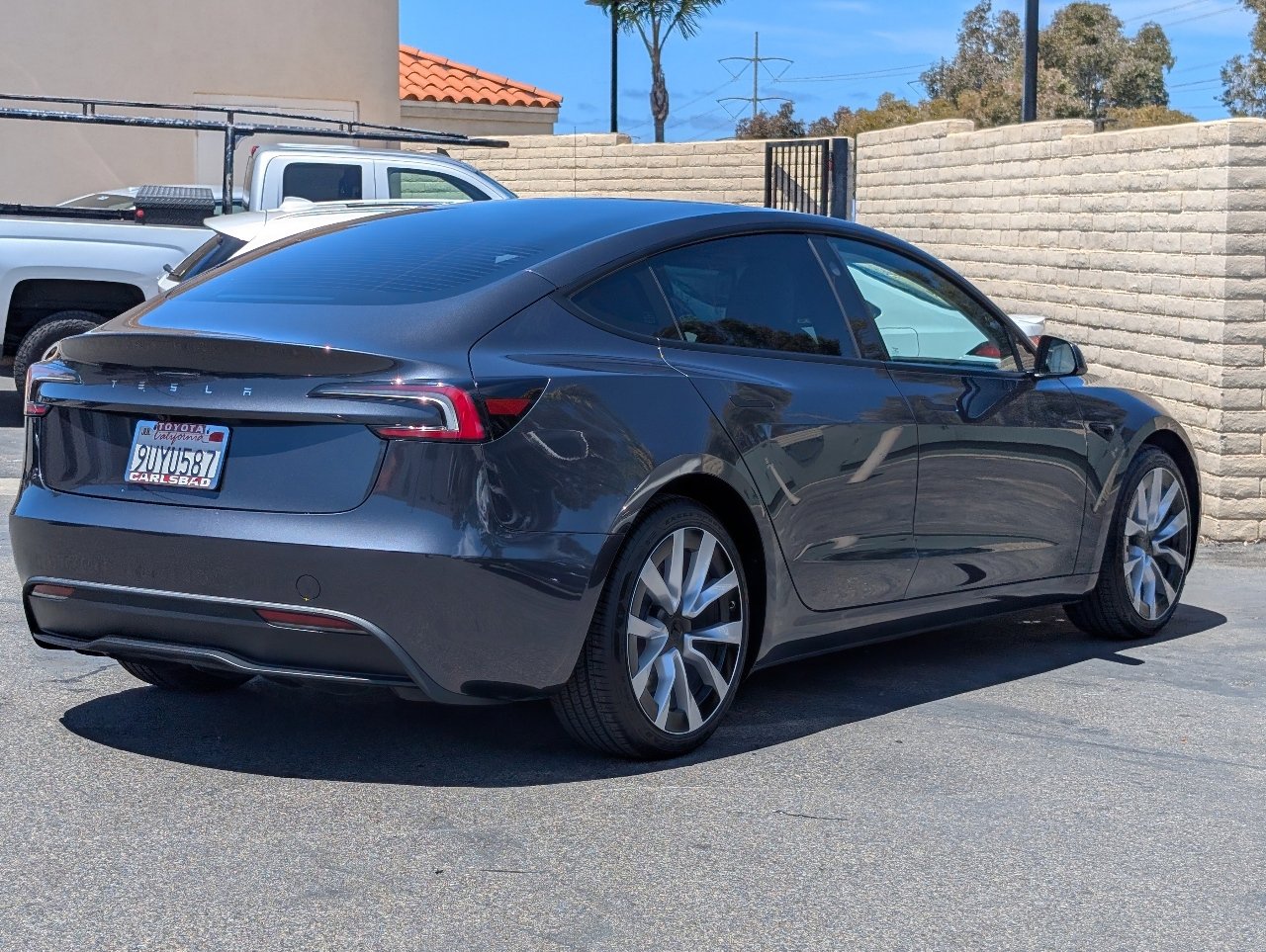 Used 2025 Tesla Model 3 Long Range RWD image 13