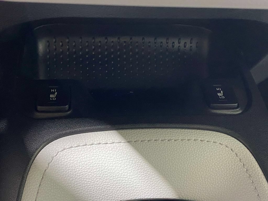 Used 2021 Toyota Corolla XSE FWD image 29