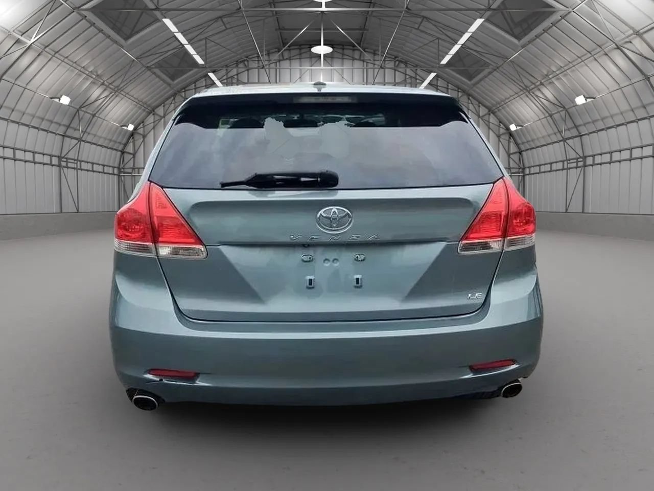Used 2012 Toyota Venza LE w/ LE Convenience Pkg FWD image 2