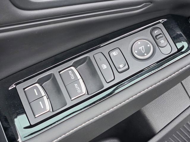 Certified 2025 Honda Accord Touring image 17