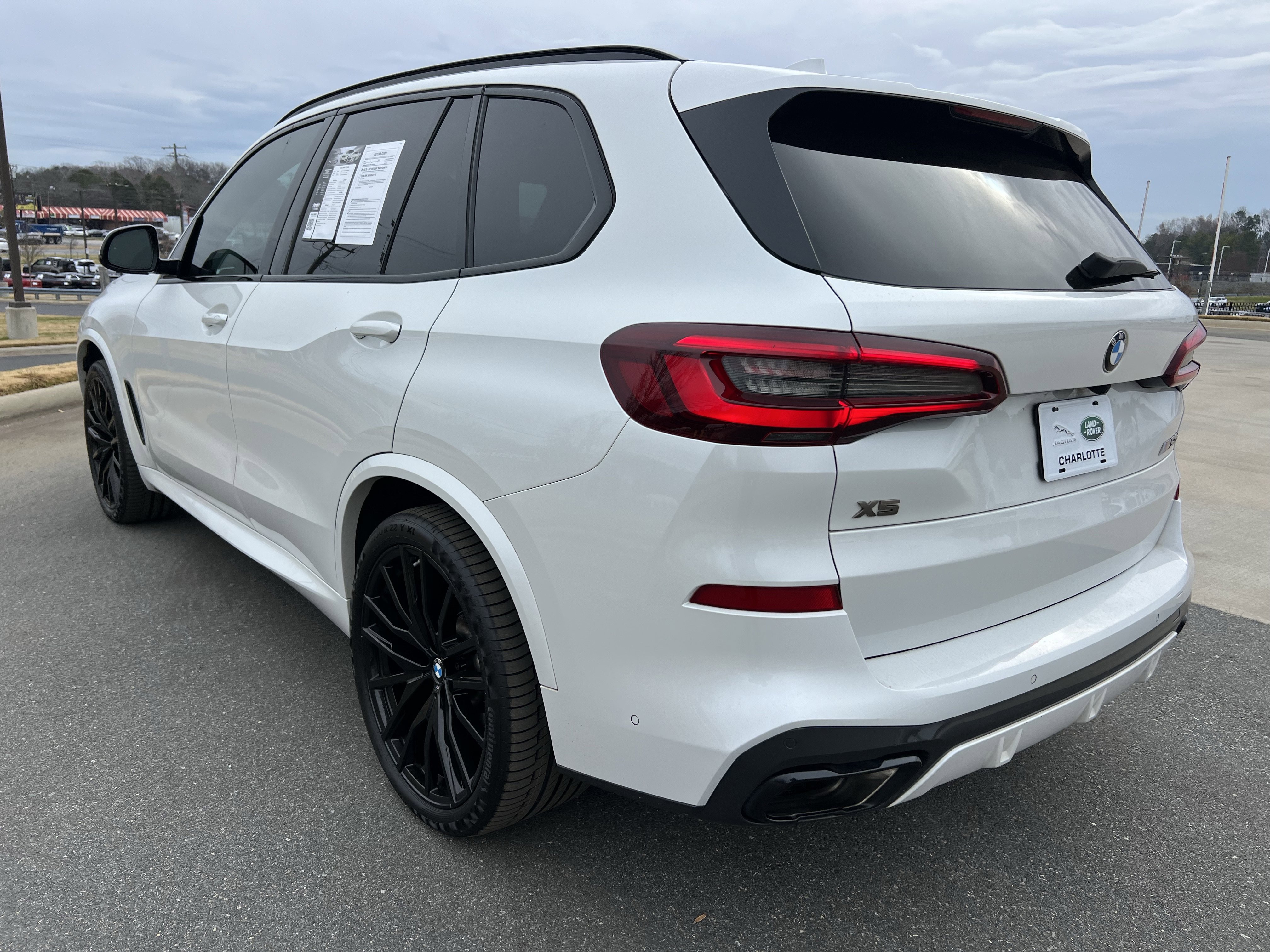Used 2023 BMW X5 M50i w/ Executive Package image 7
