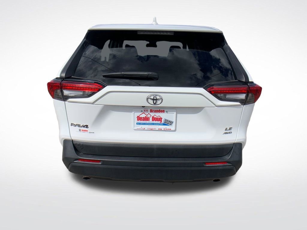 Used 2024 Toyota RAV4 LE image 4