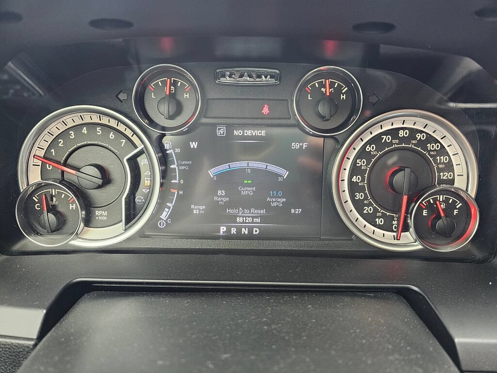 Used 2017 RAM 1500 Laramie w/ Convenience Group AWD/4WD image 25