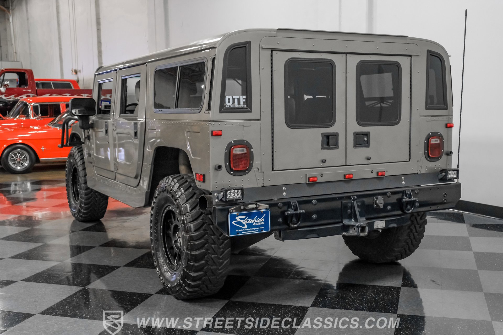 Used 2002 HUMMER H1 4-Door Wagon image 10