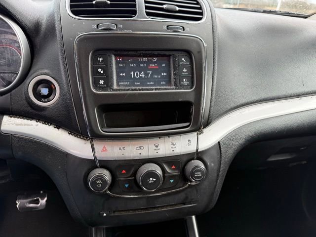 Used 2019 Dodge Journey SE w/ Connectivity Group image 18