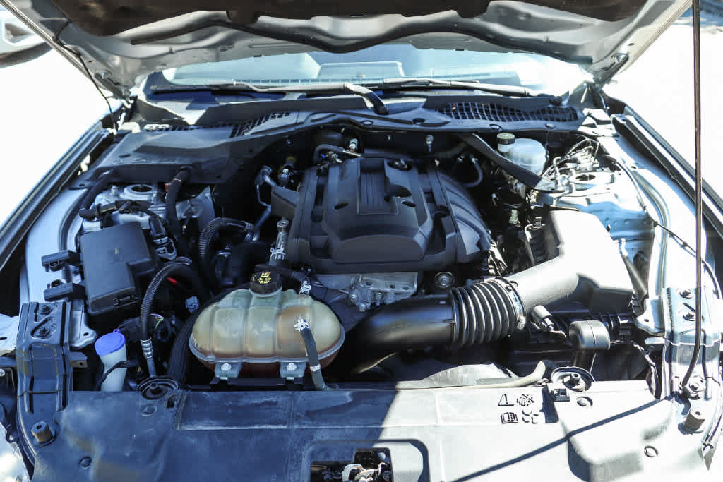 Used 2020 Ford Mustang Premium RWD image 26