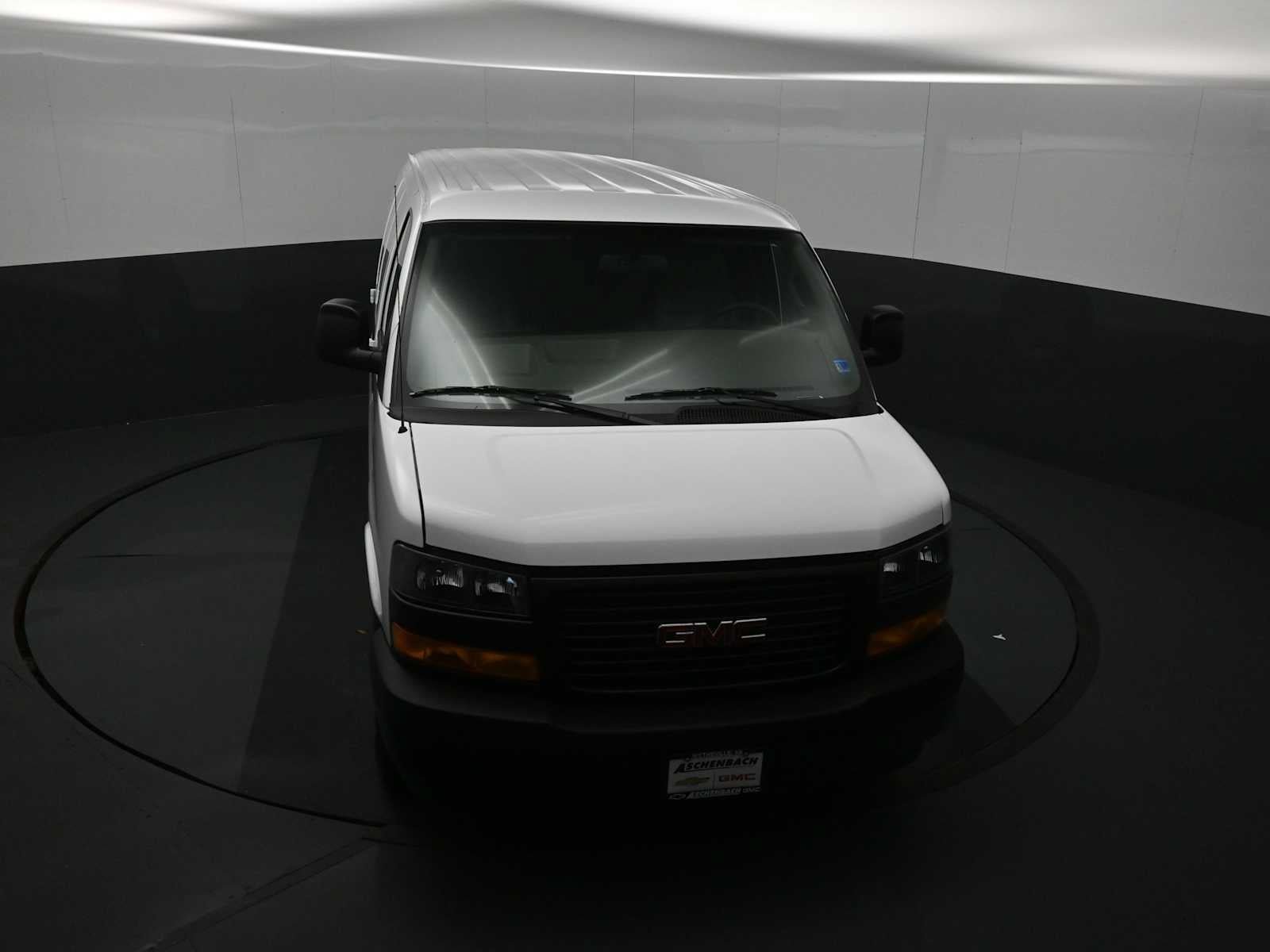 New 2026 GMC Savana 3500 w/ Driver Convenience Package RWD image 11