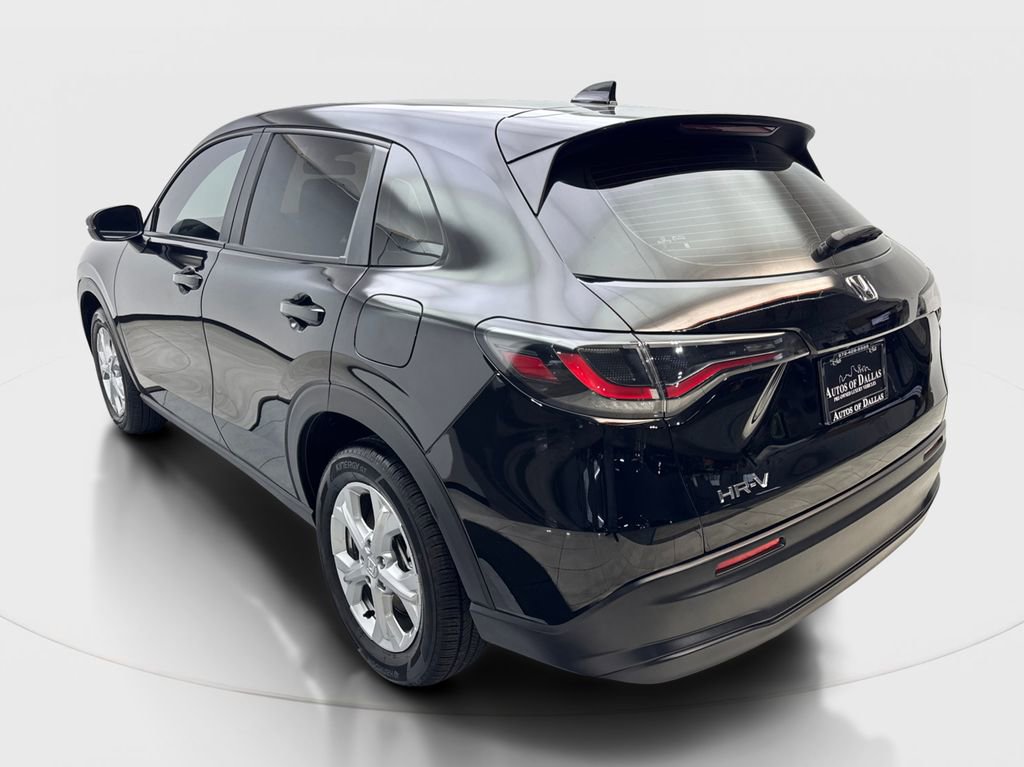Used 2025 Honda HR-V LX image 9