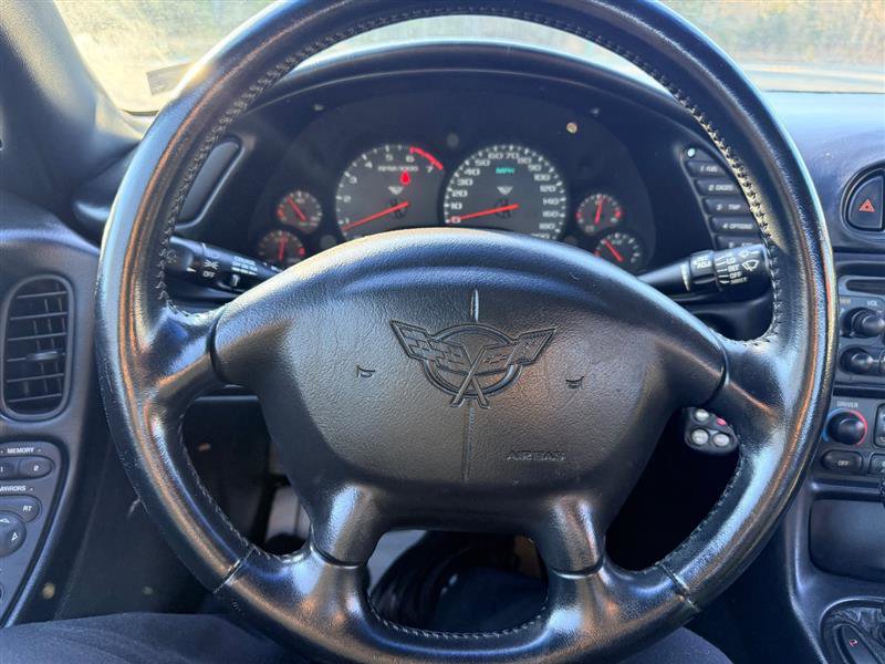 Used 2000 Chevrolet Corvette Convertible w/ Memory Pkg image 34