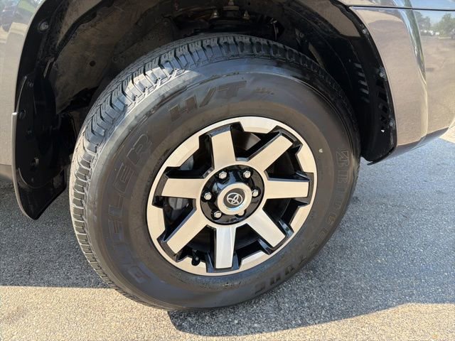 Used 2023 Toyota 4Runner TRD Off-Road Premium w/ Off Road Premium Plus Package AWD/4WD image 21