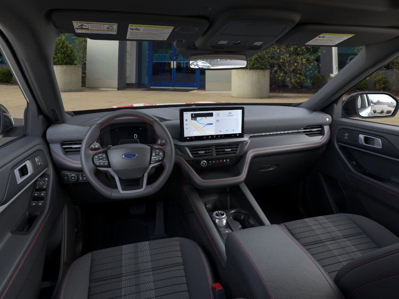 New 2026 Ford Explorer ST-Line w/ ST-Line Street Pack image 9