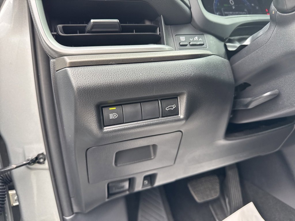 Used 2025 Toyota Grand Highlander FWD image 15