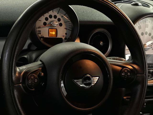 Used 2014 MINI Cooper Coupe FWD image 16