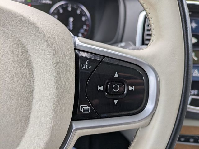 Used 2022 Volvo XC90 T6 Momentum w/ Advanced Package image 14