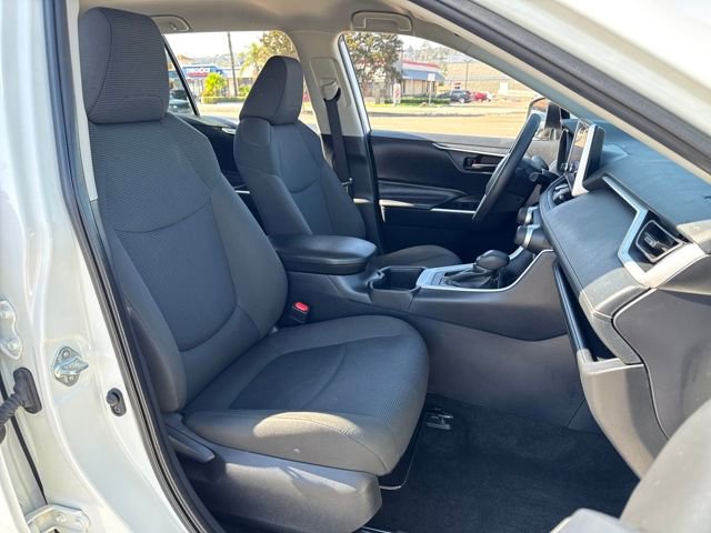 Used 2024 Toyota RAV4 LE image 25
