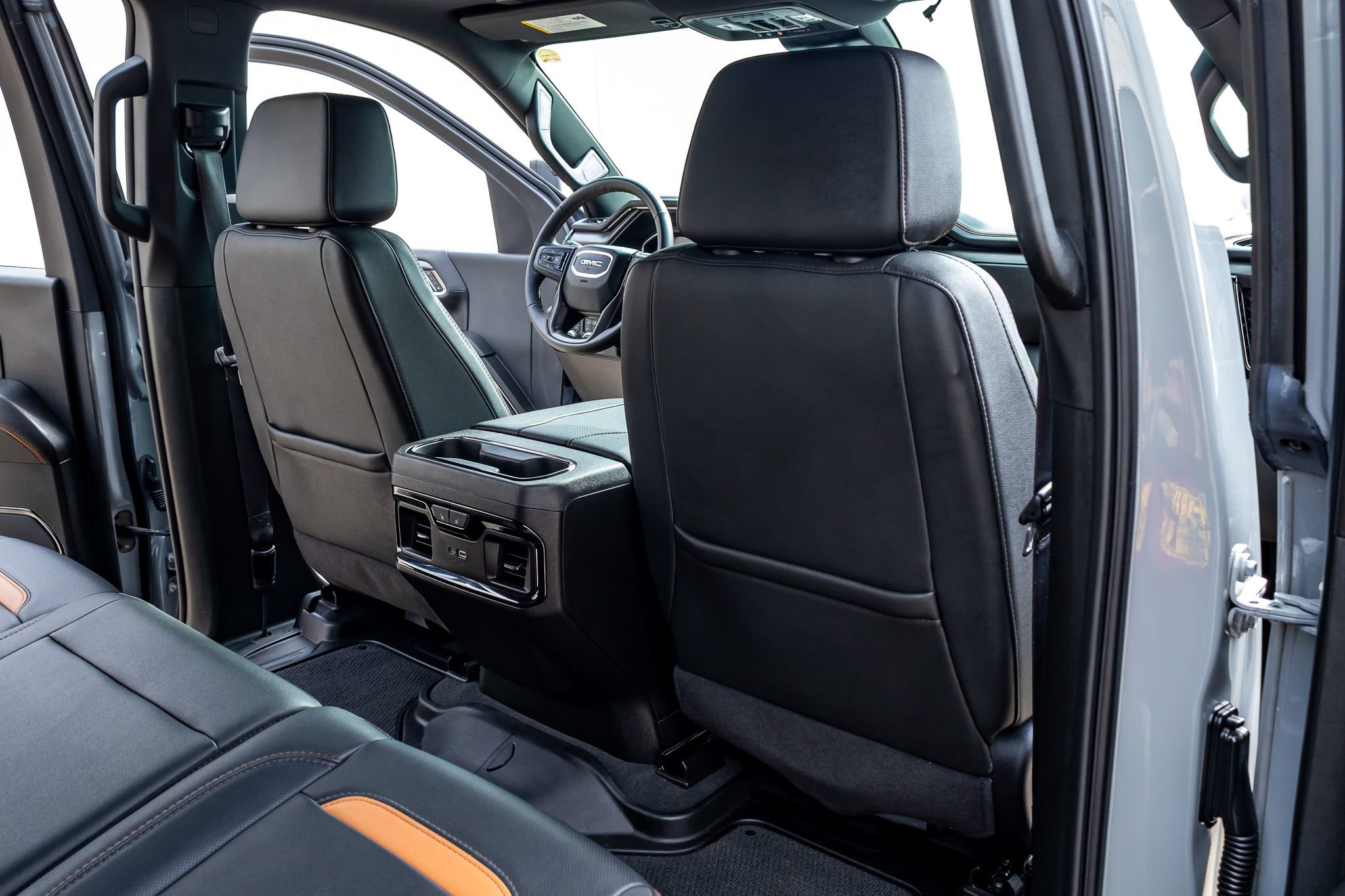 Used 2024 GMC Sierra 2500 AT4 w/ AT4 Premium Plus Package image 31