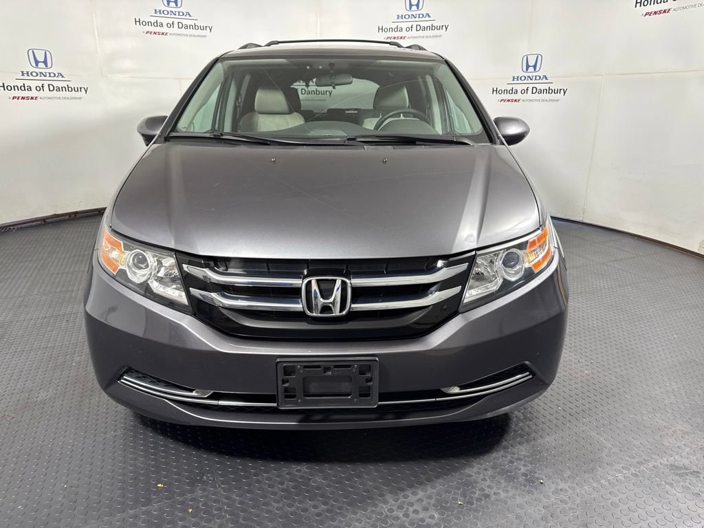 Used 2016 Honda Odyssey SE image 2