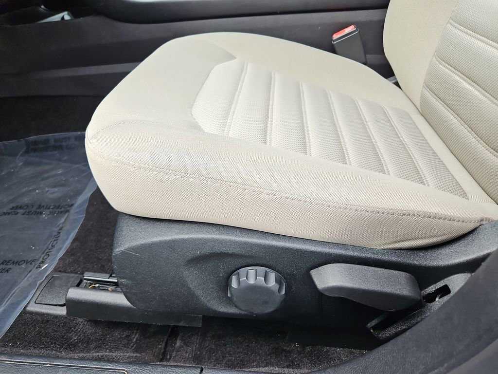 Used 2018 Ford Fusion S image 22