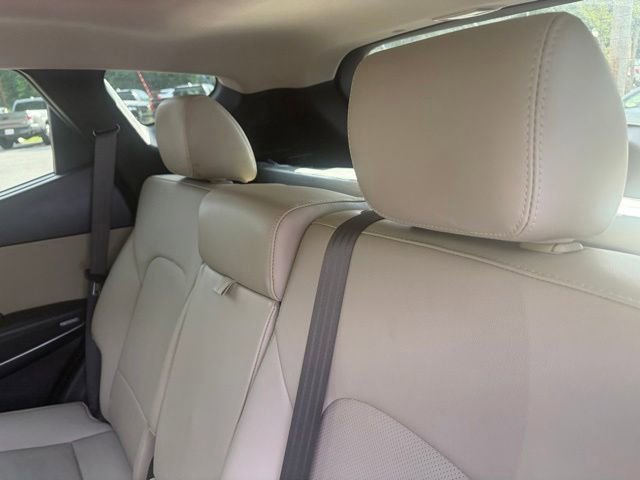 Used 2017 Hyundai Santa Fe Sport w/ 2.4L Tech Package 04 FWD image 17