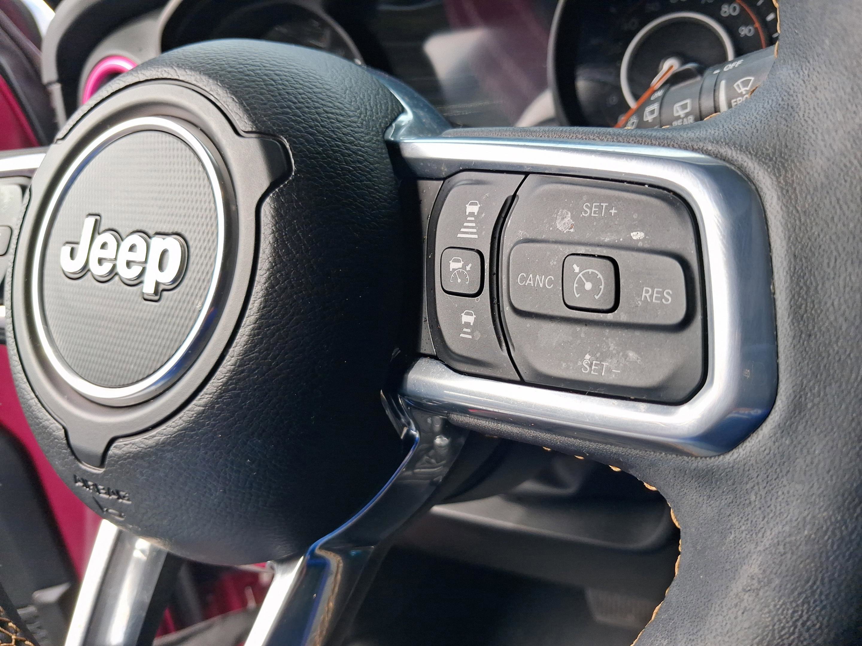 Used 2024 Jeep Wrangler Sahara w/ Technology Group AWD/4WD image 11