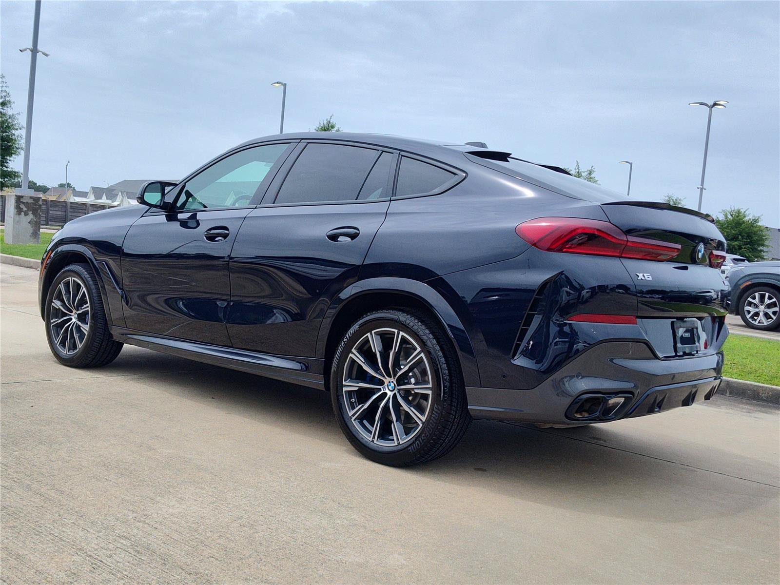 Used 2026 BMW X6 M60i AWD/4WD image 4