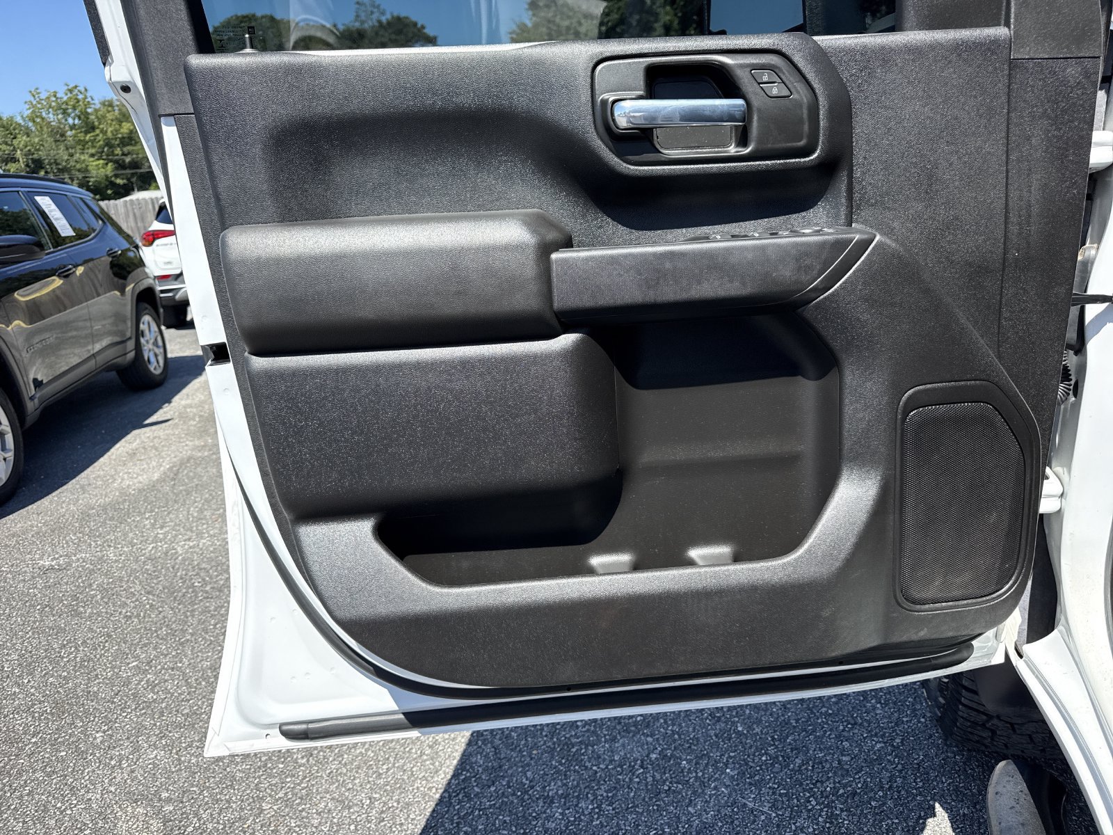 Used 2023 Chevrolet Silverado 2500 Custom AWD/4WD image 13