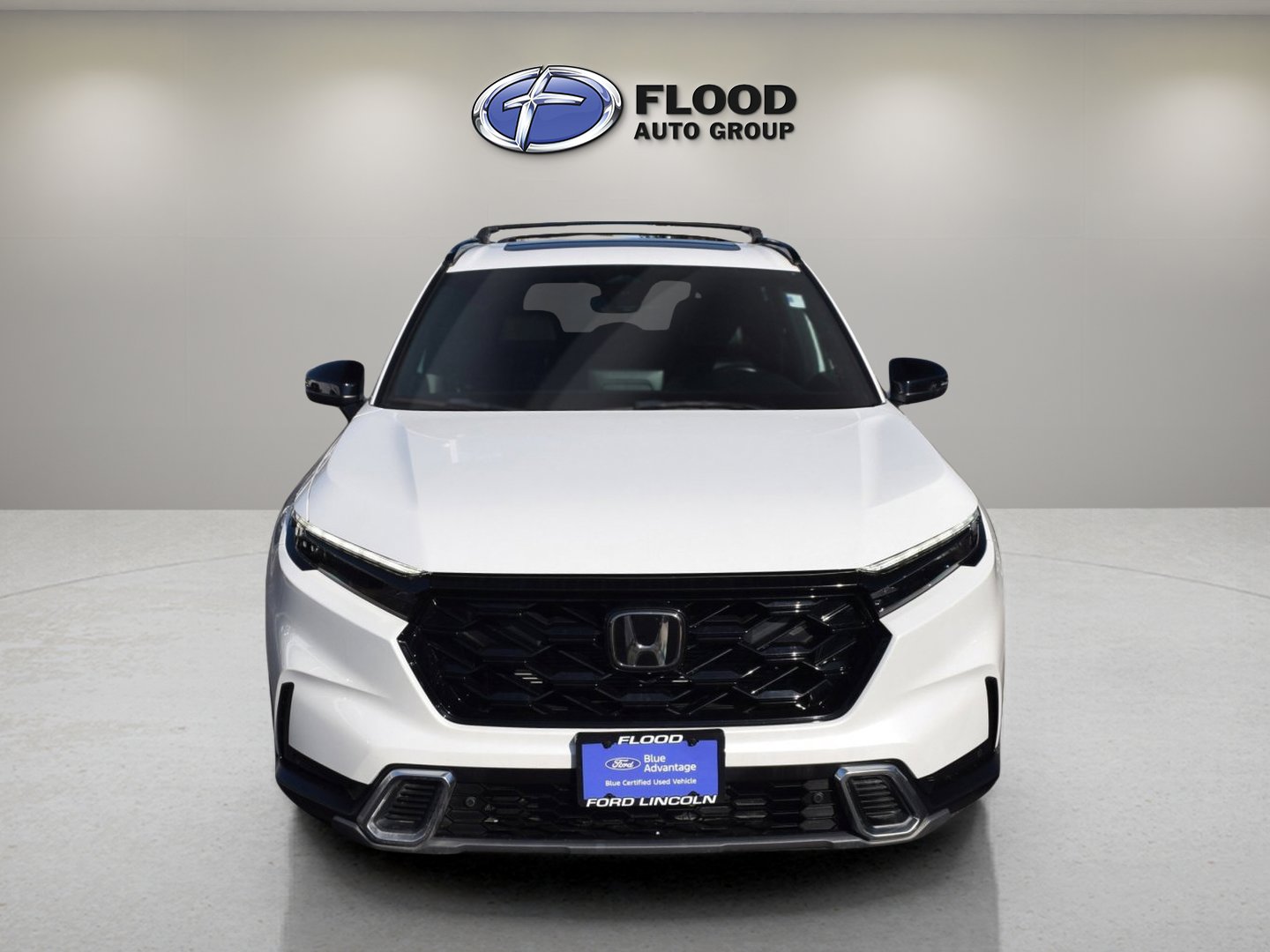 Used 2023 Honda CR-V Sport Touring image 2