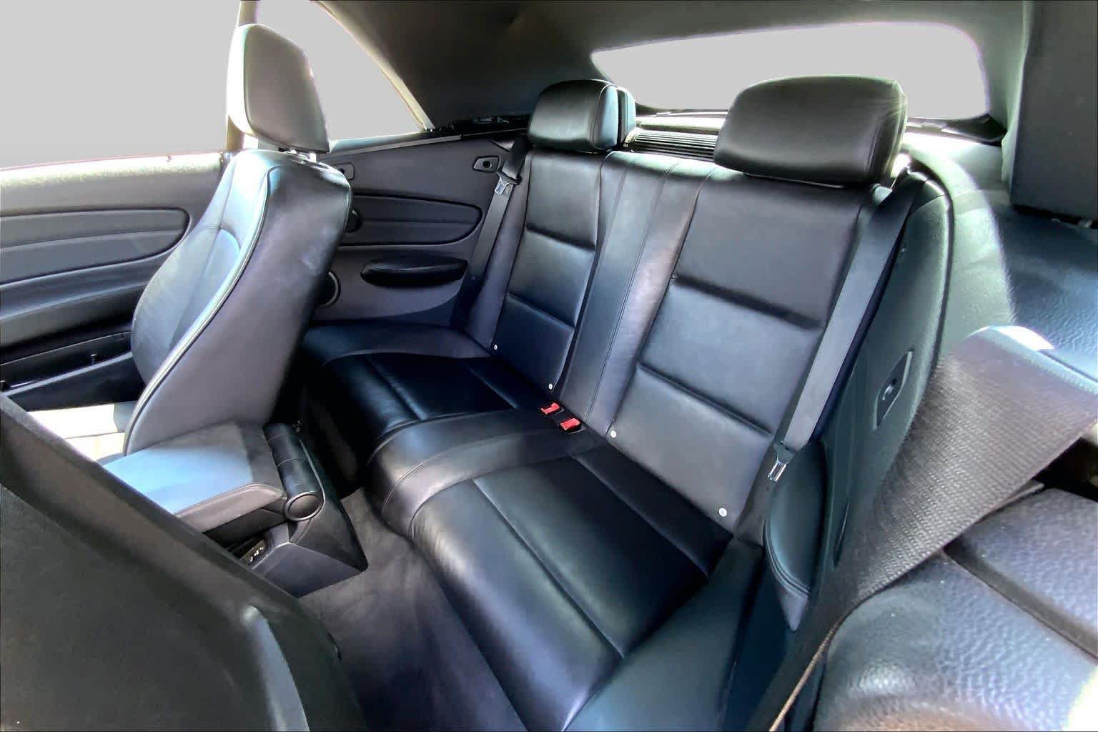 Used 2009 BMW 135i Convertible RWD image 17