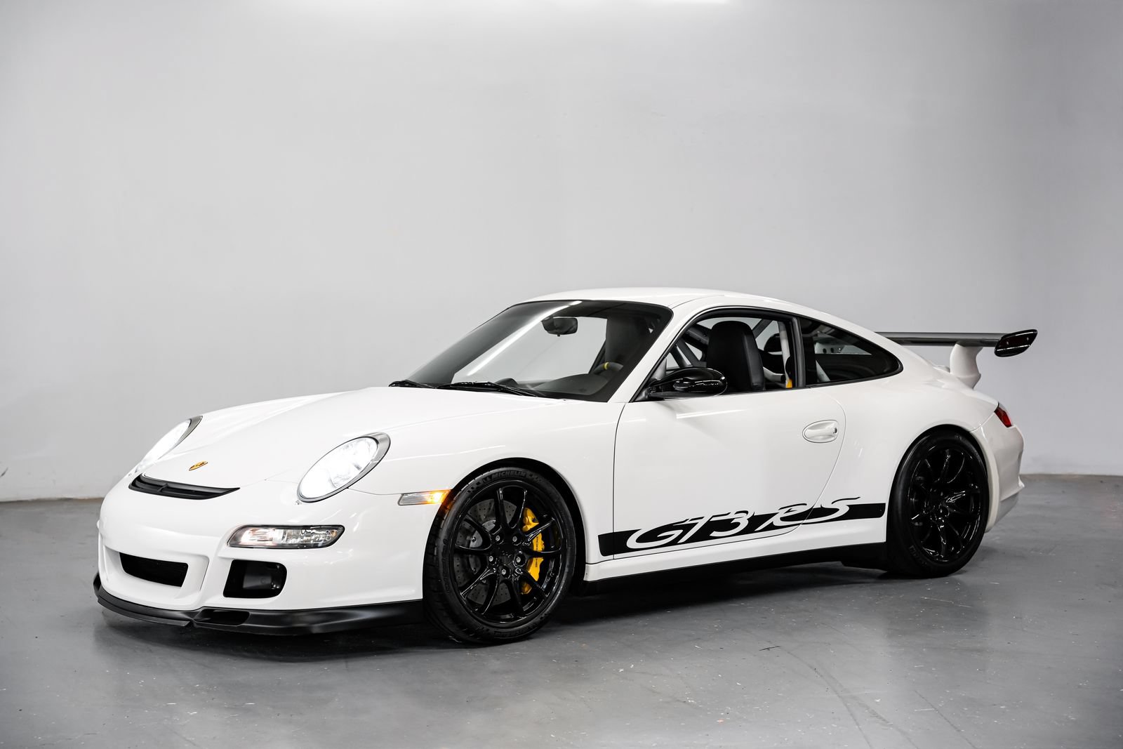 Used 2007 Porsche 911 GT3 RS RWD image 6