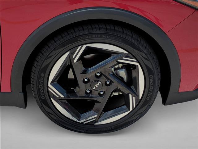 Used 2025 Kia K4 EX FWD image 22