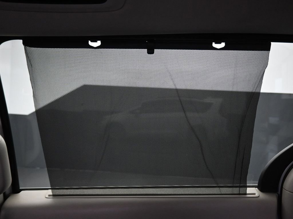 Used 2022 Chrysler Pacifica Touring-L image 40