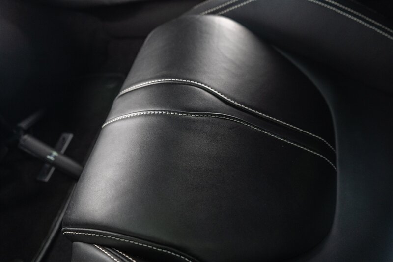 Used 2019 McLaren 570S Coupe RWD image 28