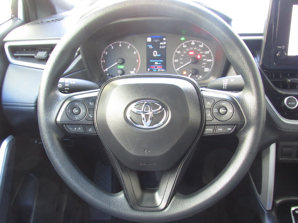 Certified 2025 Toyota Corolla Cross AWD Hybrid image 21