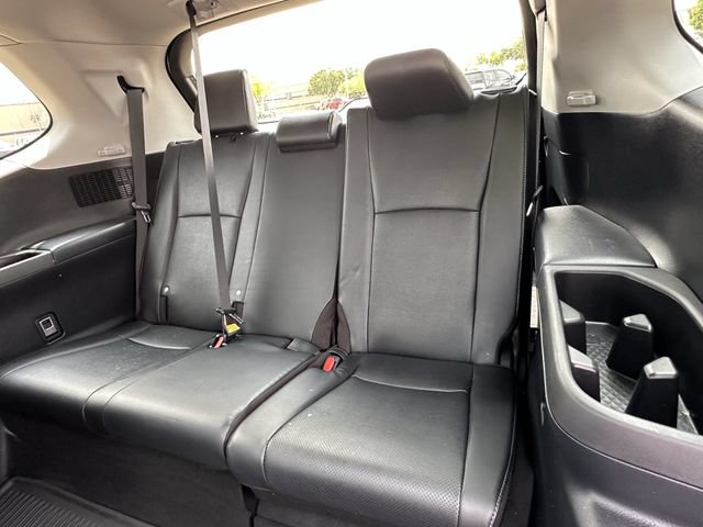 Used 2024 Toyota Grand Highlander AWD image 31