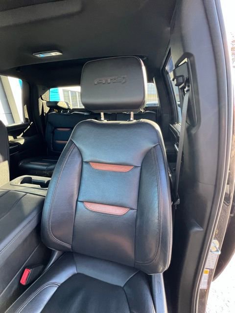 Used 2023 GMC Sierra 2500 AT4 w/ AT4 Premium Plus Package image 18