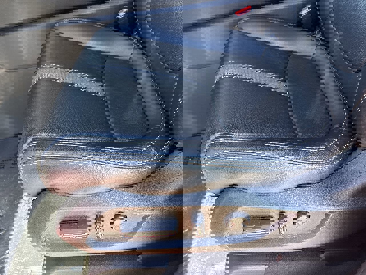 Certified 2023 Honda Pilot EX-L image 15