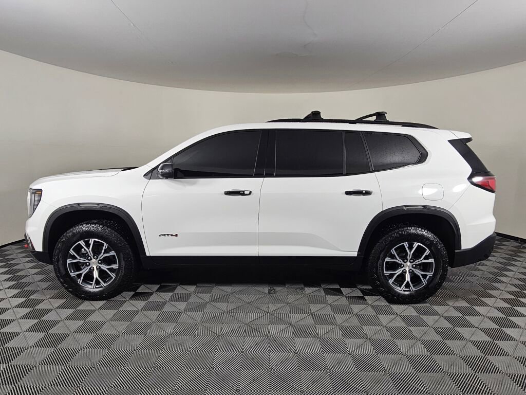 Used 2025 GMC Acadia AT4 image 6