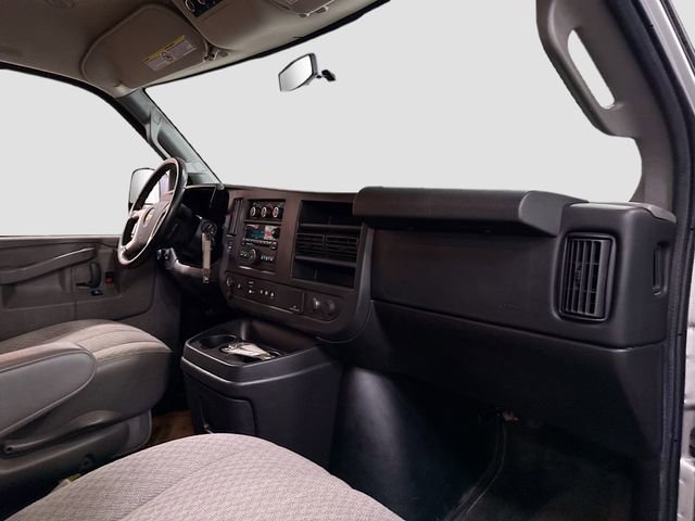 Used 2016 Chevrolet Express 3500 LT w/ LT Preferred Equipment Group image 26