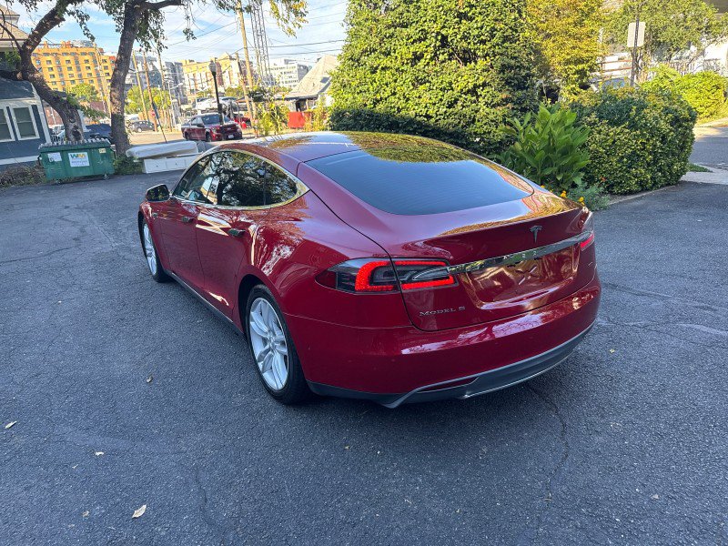 Used 2015 Tesla Model S 70D AWD/4WD image 5