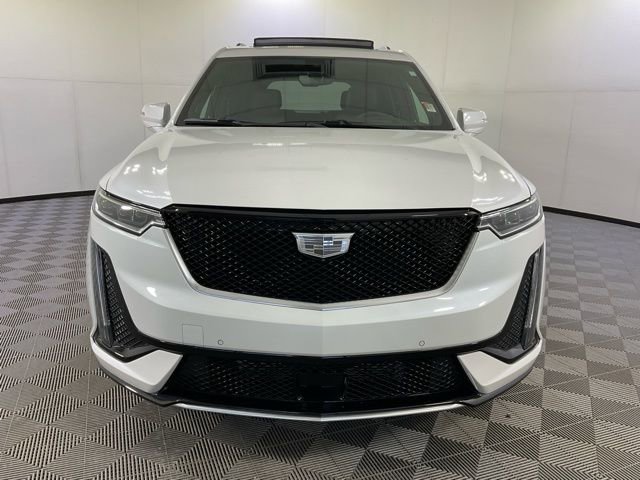 Certified 2025 Cadillac XT6 Sport w/ LPO, Red Accent Package image 2