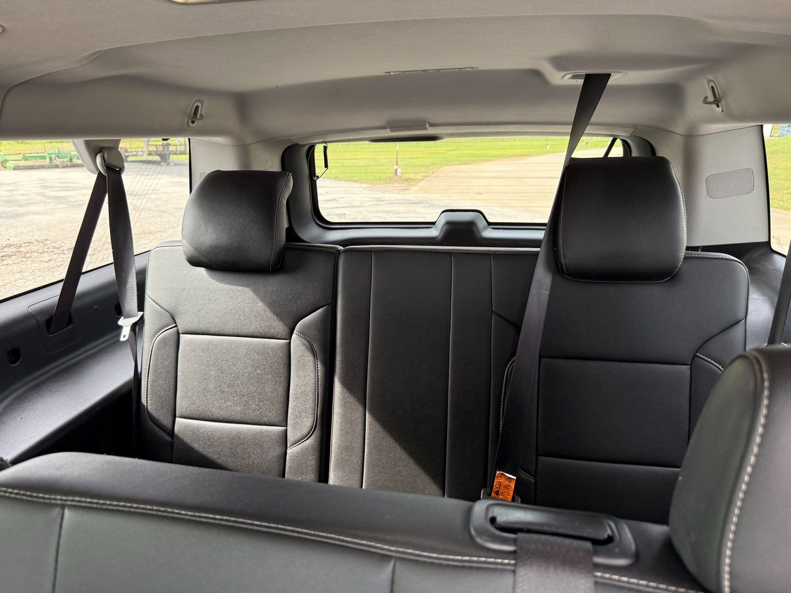 Used 2019 Chevrolet Suburban LT image 18