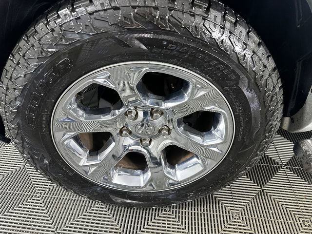 Used 2014 RAM 1500 Laramie image 2