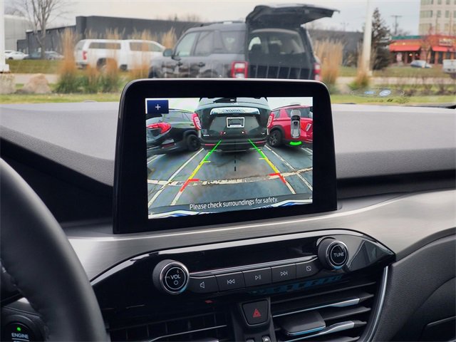 Used 2022 Ford Escape Titanium image 20