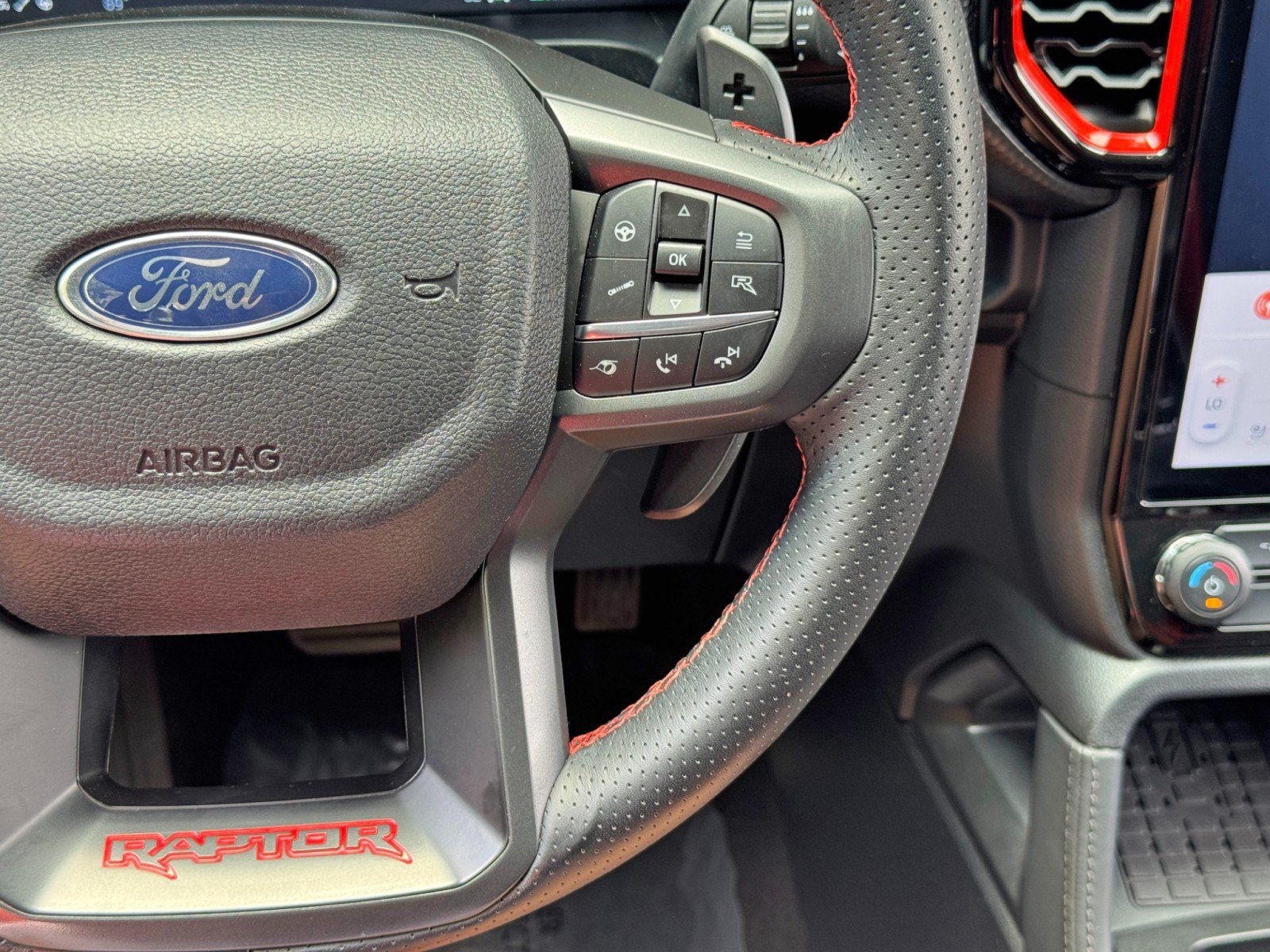 Used 2025 Ford Ranger Raptor AWD/4WD image 22