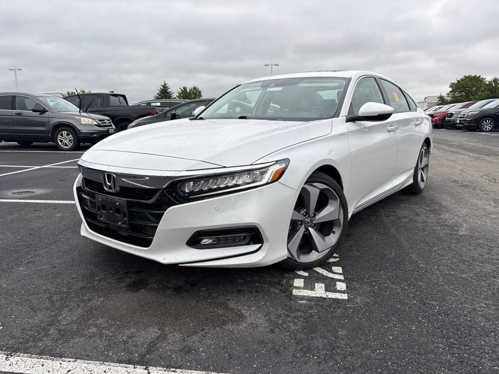 Used 2019 Honda Accord Touring image 1