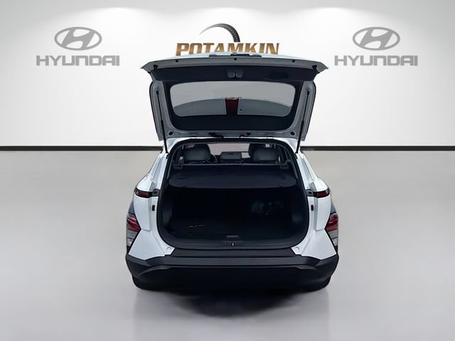 Certified 2025 Hyundai Kona SEL FWD image 26