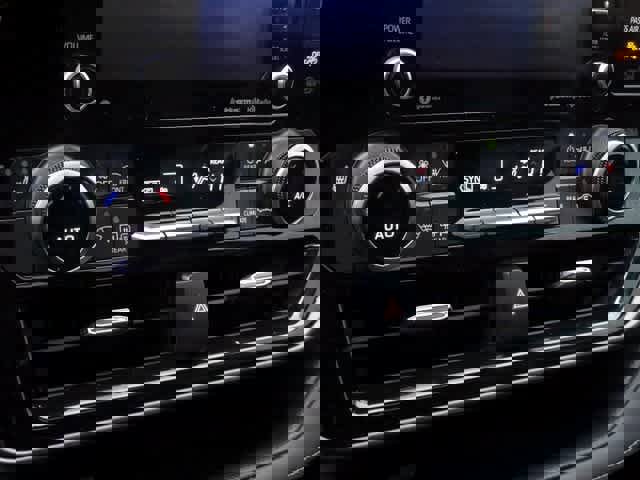 Used 2022 Toyota Highlander XLE image 31