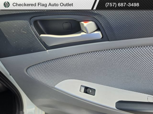 Used 2014 Hyundai Accent GS FWD image 41