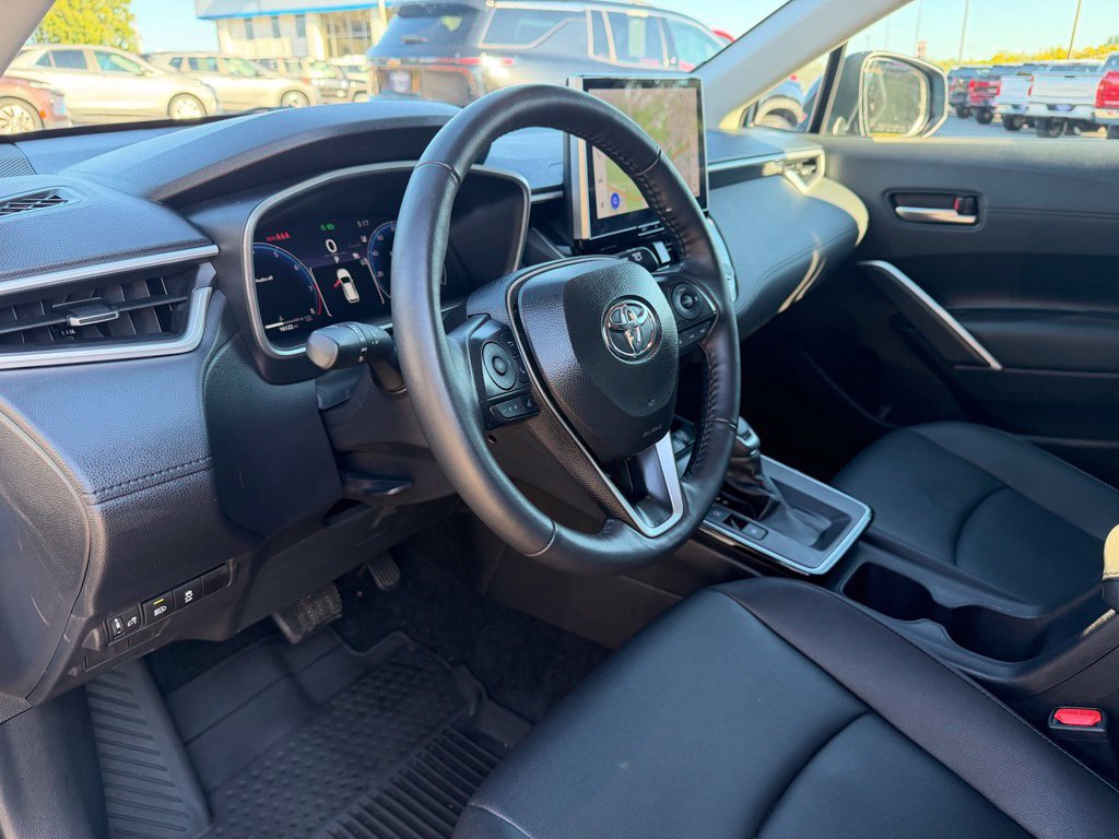 Used 2026 Toyota Corolla Cross XLE AWD/4WD image 10